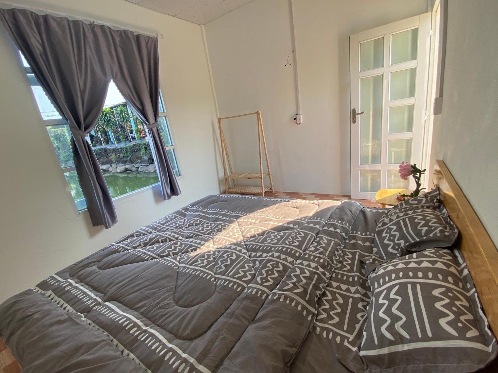 Homestay Tay Xa Trang Bom Zewnętrze zdjęcie