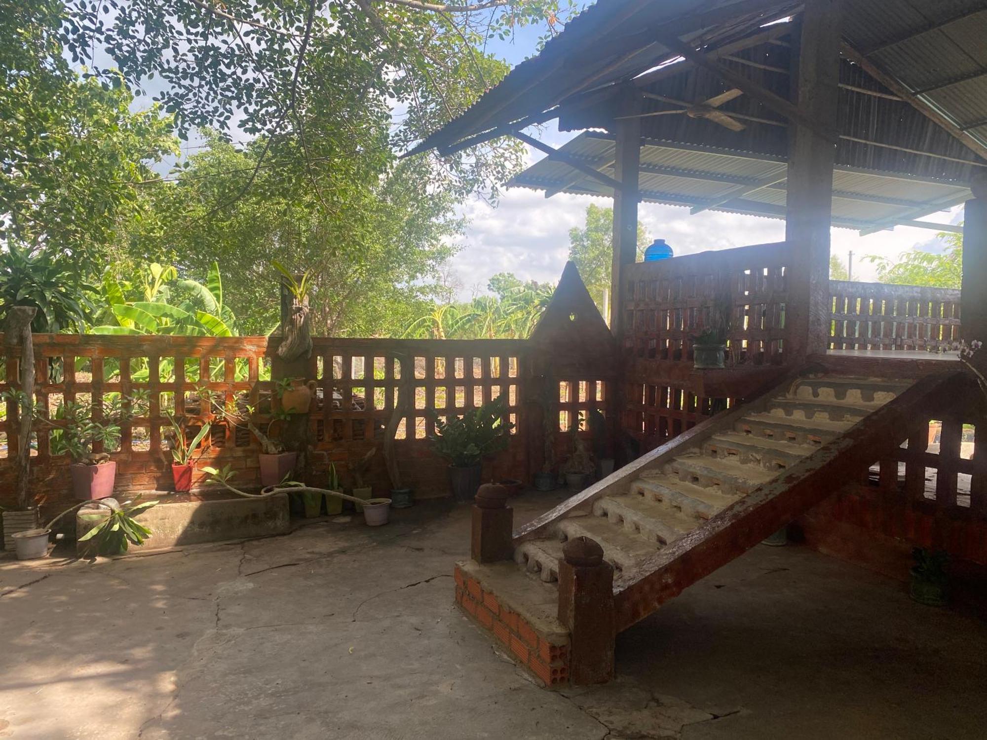 Homestay Tay Xa Trang Bom Zewnętrze zdjęcie