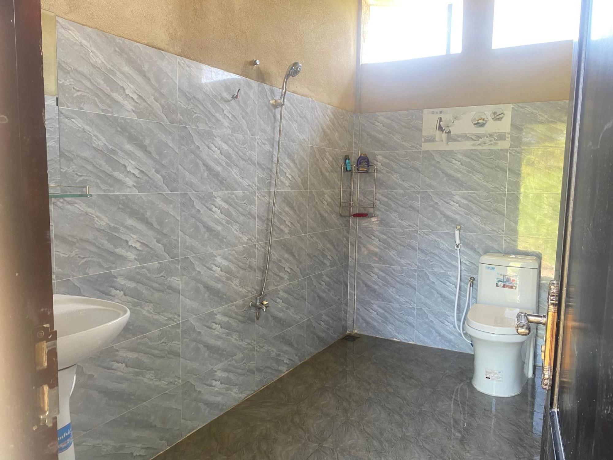 Homestay Tay Xa Trang Bom Zewnętrze zdjęcie